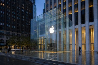 Apple's $120B Slide Ahead of Event Signals Pricing Anxiety