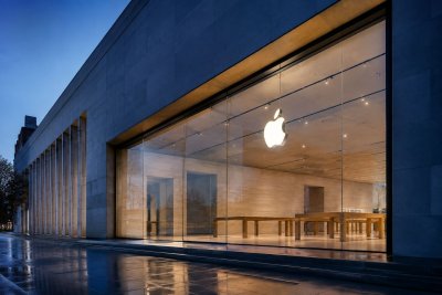 Apple's Foldable iPhone Output Hits Snag Ahead of Sept. 9 Event