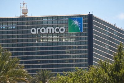 Aramco Cuts October Crude for European Refiners; Brent Slides