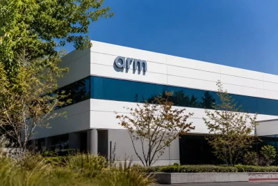 Arm Surges 5.7% as Bernstein Lifts Target to $500 on AI CPU Boom