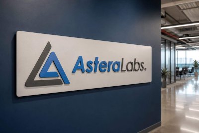 Astera Labs Surges Ahead of Nasdaq-100 Debut, Valuation Raises Questions