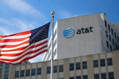 AT&T's 12% FCF Yield Under Scrutiny as Satellite Threat Looms