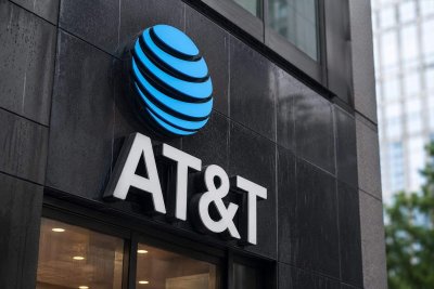 AT&T Stock Edges Up Ahead of Key Cash Flow Test