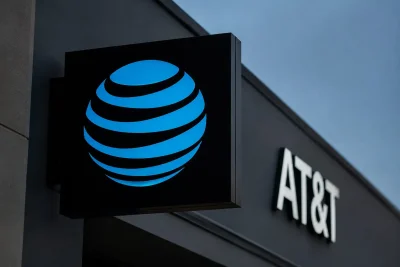 AT&T Stock Slips as SpaceX Unveils Starlink Mobile Network