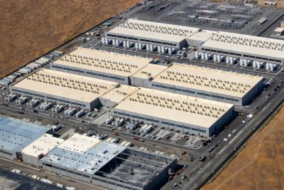 AWS Faces 2027 Capacity Squeeze as Two-Year Build Clock Tightens