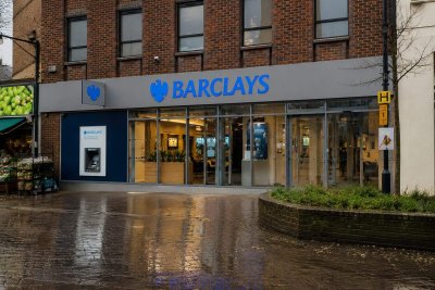 Barclays Buyback Cost Spikes 17.5% as Shares Rally Ahead of H1 Results