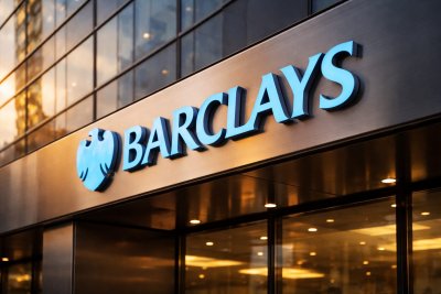 Barclays Initiates £1 Billion Buyback Amid Profit Growth and U.S. Fee Concerns