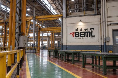 BEML Stock Slips 1.6% as ₹5,400 Crore Bullet-Train Order Raises Execution Concerns
