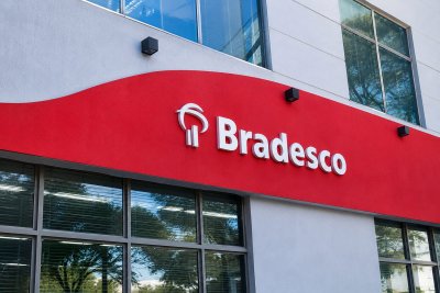 Bradesco Shares Jump on 1.9% Payout, Loan Loss Concerns Linger