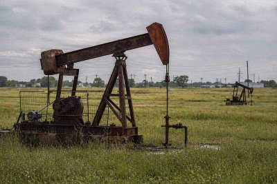 Brent Crude Hits $126 as Iran Tensions Threaten Global Oil Supply