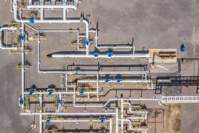 Brent Dips Below $106 as Fuel Stockpiles Rise
