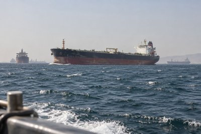 Brent Tops $101 as Geopolitical Risk Surges; EIA Sees $90 Average