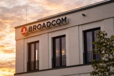 Broadcom Surges on $100B AI Chip Forecast and $10B Buyback Plan