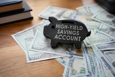 Cash Yield Chasm: $4,500 Annual Gap on $100K