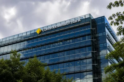 CBA Outpaces Banking Peers Amid Spending Slowdown and Valuation Concerns