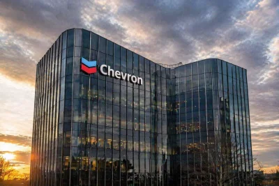 Chevron Shares Slide as Strait of Hormuz Reopening Weighs on Oil