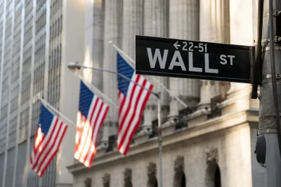 Chip Sector Rout Tests Earnings Season Resilience
