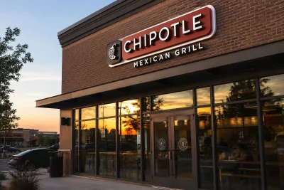 Chipotle's Mexico Entry: A Growth Test, Not an Earnings Catalyst