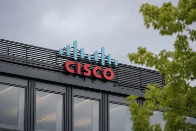 Cisco Enters Quantum Networking with Prototype Universal Switch