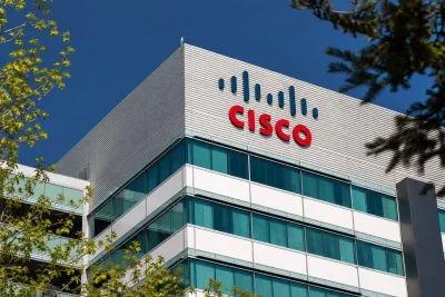 Cisco's AI Hopes Tested as Valuation Concerns Weigh on Shares