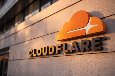 Cloudflare Surges on Strong Outlook and Major Investor Backing