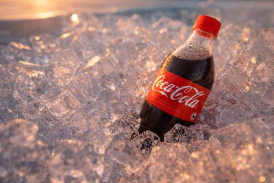 Coca-Cola Gains on Mexico Investment Plan Amid Defensive Stock Shift