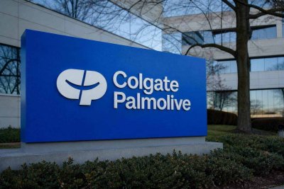 Colgate-Palmolive Tops Q1 Estimates, Warns of $300M Cost Hit