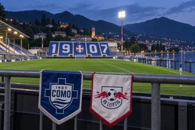 Como's Champions League Debut: A 2-0 Half-Time Lead and a €2.1M Prize