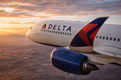 Delta, American Lift Revenue Forecasts as Travel Demand Offsets Soaring Fuel Costs