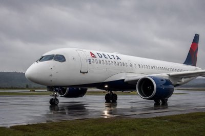 Delta to End Complimentary Snacks on Short-Haul Flights Starting May 19
