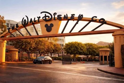 Disney Recovers 3% After Bond Offering Details Emerge