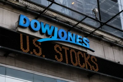Dow Rebounds 930 Points as Oil Plunges After Trump Halts Iran Strikes