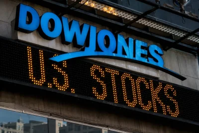 Dow Rises Past 51,000 on Oil Dip, Fed and SpaceX in View