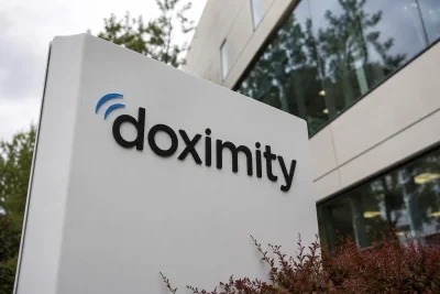 Doximity Soars 33% on AI Hopes, Analysts Split