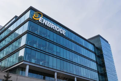 Enbridge Shares Slip Amid Thin Holiday Trading, Underperform TSX