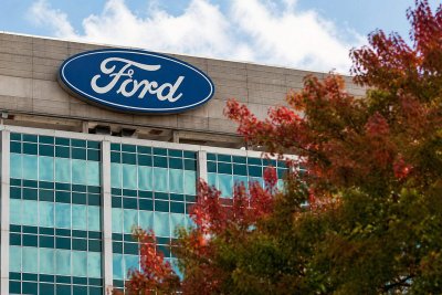Ford Stock Retreats After AI-Driven Energy Storage Rally Fades