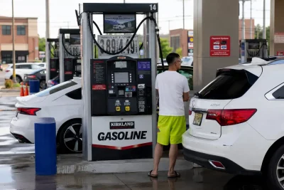 Gas Dips Below $4 as Iran Deal Eases Oil Supply Fears