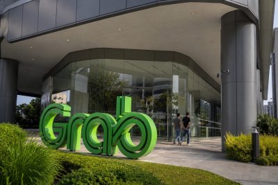 Grab Shares Sink to 52-Week Low Despite Strong Q1 Earnings as Indonesia Regulatory Risk Looms