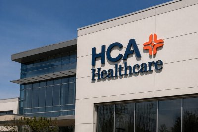 HCA Healthcare Shares Slide on Patient Volume Concerns Despite Earnings Beat
