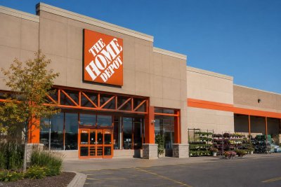 Home Depot's Q2 Beat Masked by Tariff Refund, Margin Pressure Looms