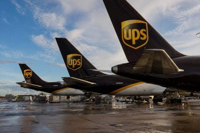 House Democrats Demand UPS Explain Tariff Refund Distribution