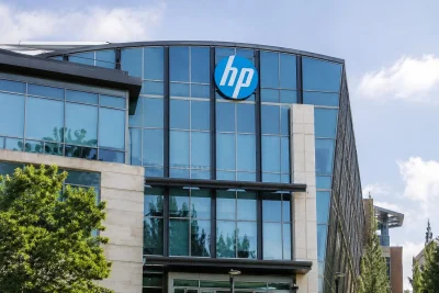 HP Shares Swing After AI PC Demand Boosts Earnings Beat