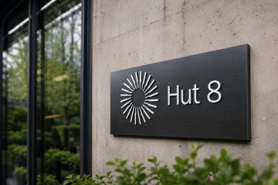 Hut 8 Shares Surge 32% on $9.8 Billion Texas AI Data Center Lease
