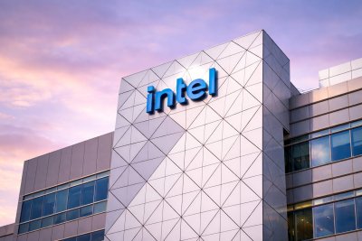 Intel Recovers Slightly After Sharp Sell-Off, Focus Shifts to Upcoming Catalysts
