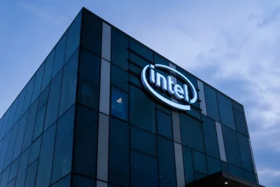 Intel's High-NA EUV Milestone: A $400 Million Bet on Manufacturing Edge