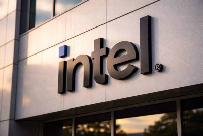 Intel Shares Surge on China Server CPU Supply Crunch