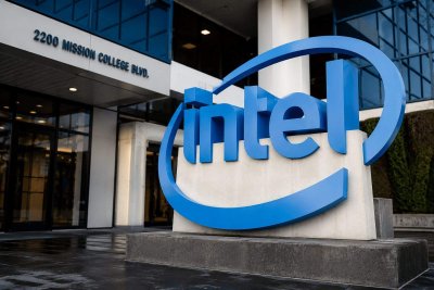Intel Stock Plunges 13% in a Week as Q2 Margin Concerns Intensify
