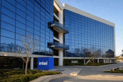 Intel Stock Rises 3.6% After $20B Offering, Dilution Weighs