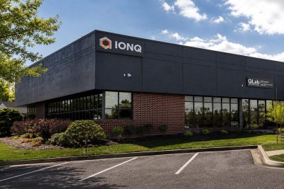 IonQ Rises as Quantum Computing Sector Gains Momentum