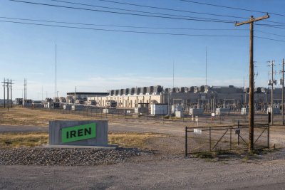 IREN Stock Plunges 12.5% as $30B Capex Plan Outpaces AI Revenue Growth